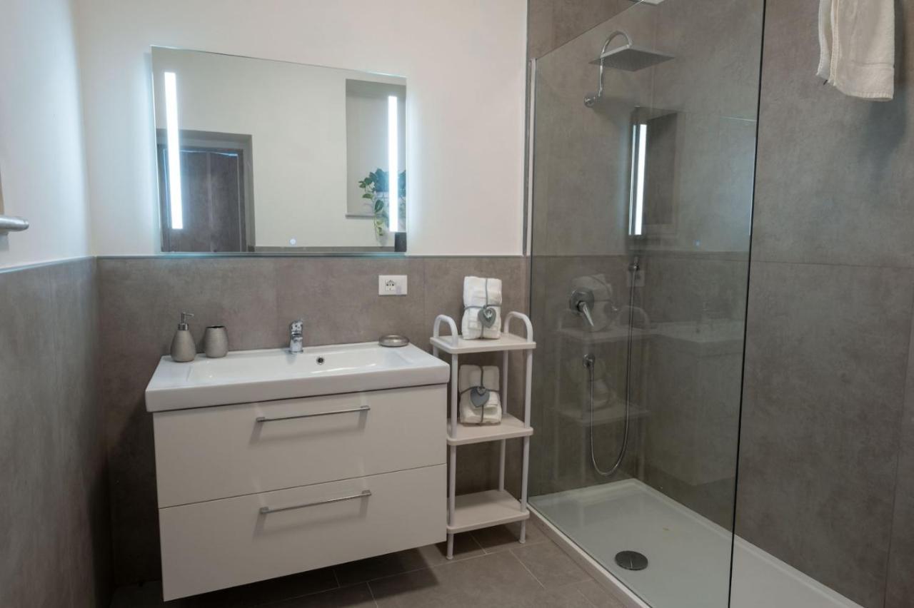 Appartement Martins Apartament à Palerme Extérieur photo